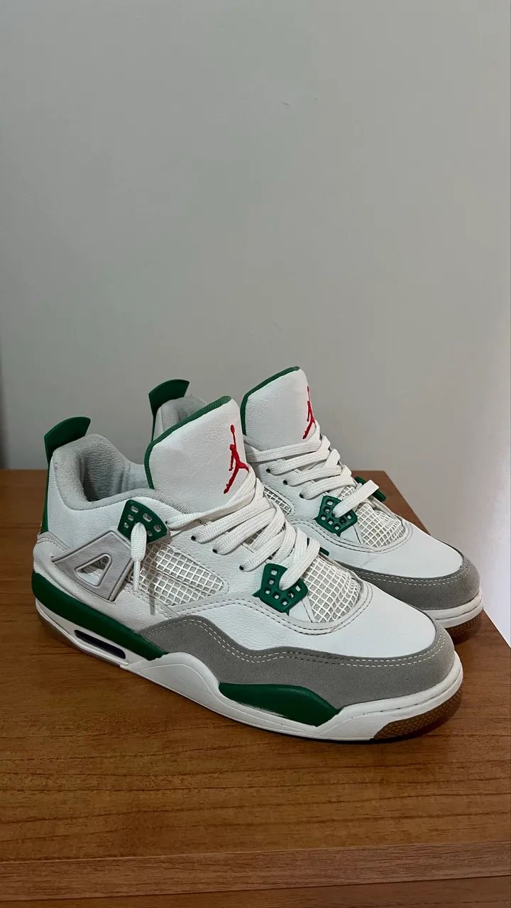 Tênis Jordan 4 - Pine Green