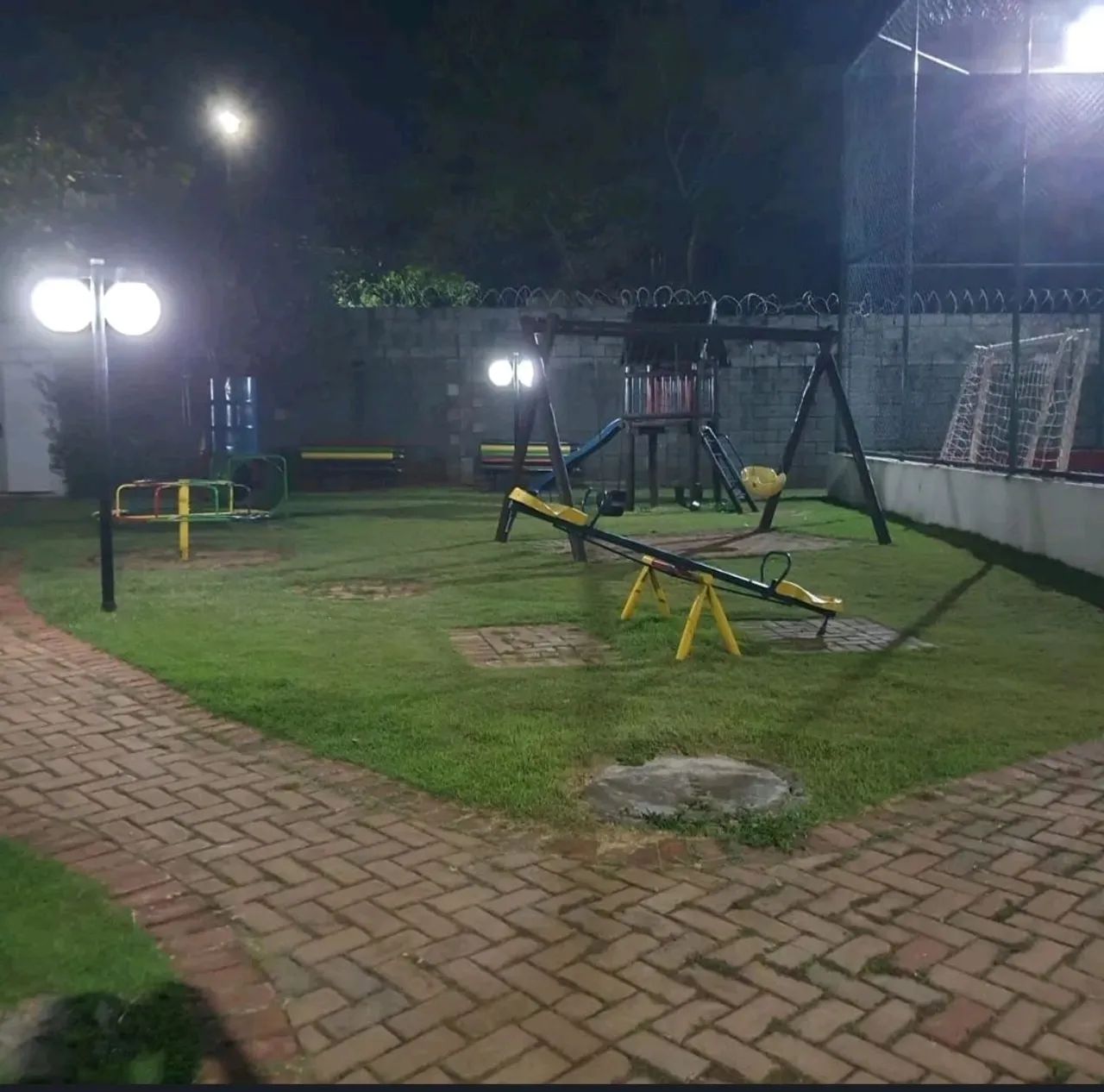 Sobrado em condomínio HAVAÍ  - Foto 2