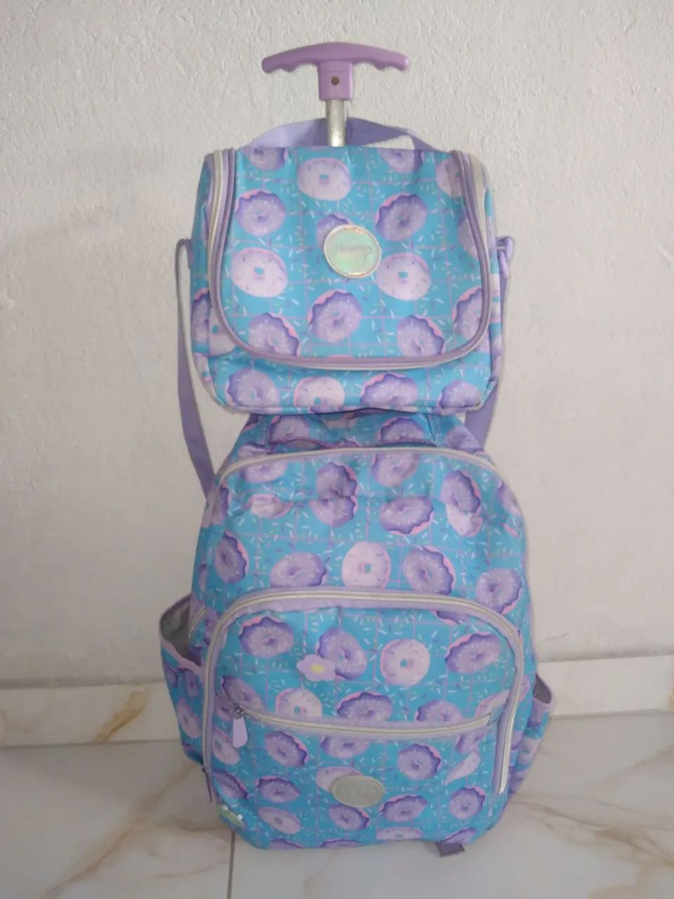 Mochila de rodinha com lancheira - Foto 2