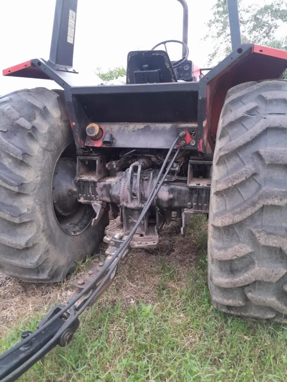 Trator 4x4 modelo 660 - Foto 2