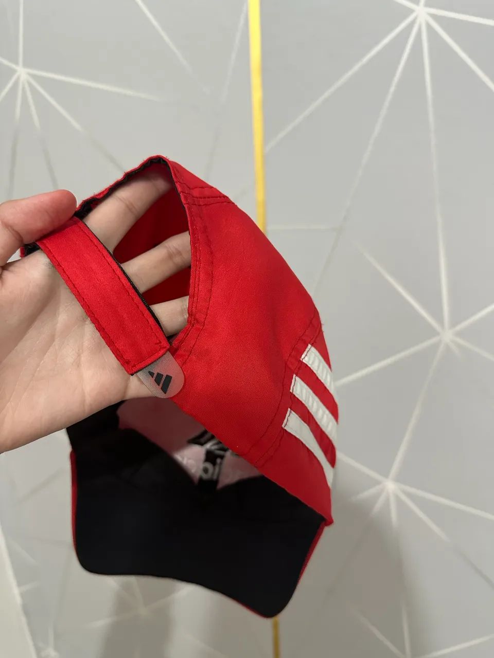 Boné adidas vermelho - Foto 4