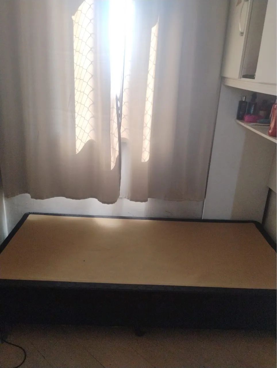 Box cama de solteiro em ótimas condições - Foto 2