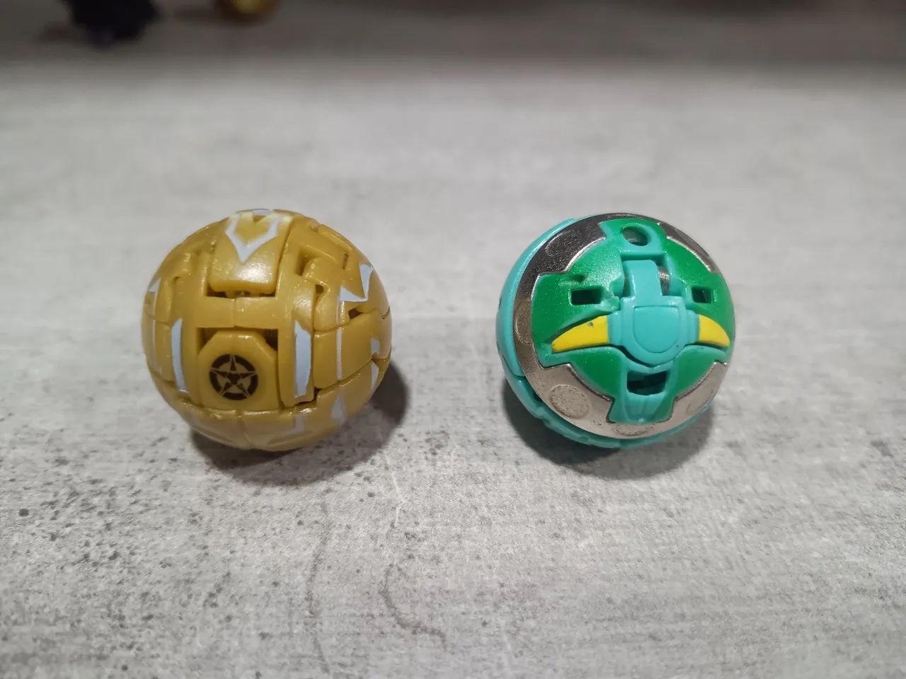 DUPLA BAKUGAN - VULCAN E BRONTES - Foto 2