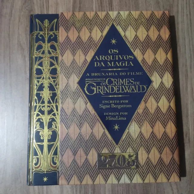 Livro Os Arquivos da Magia- Crimes de Grindelwald - Livros e