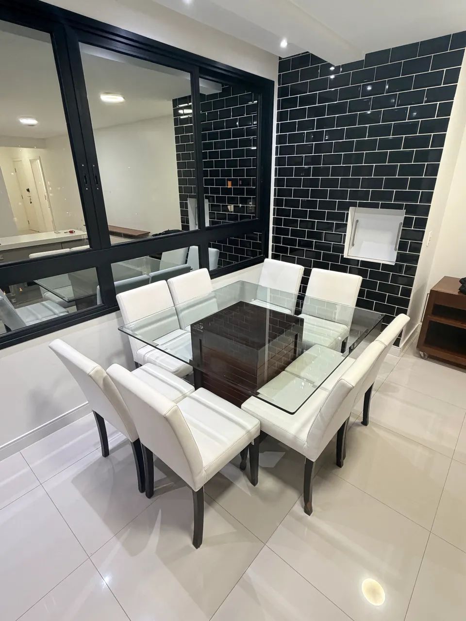 Mesa 8 Lugares + Cadeiras - Foto 5