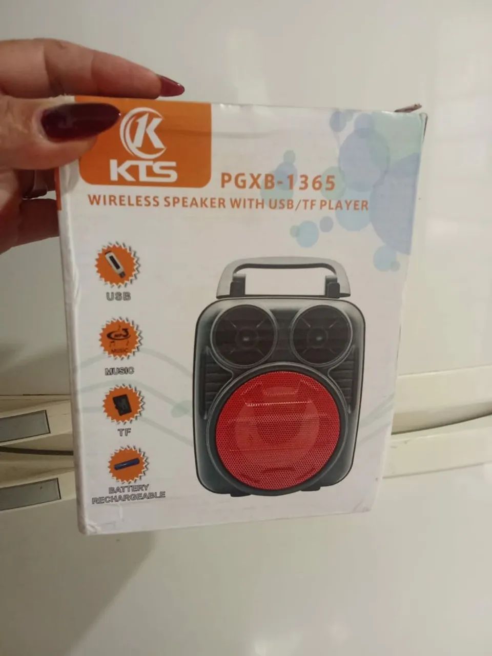 Vende-se caixinha de música Bluetooth