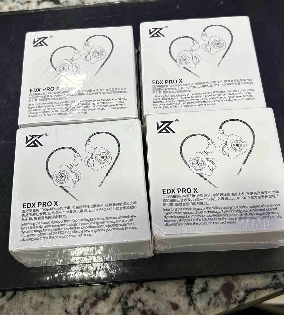 Fone KZ EDX PRO X intra-auricular com Microfone Lacrados