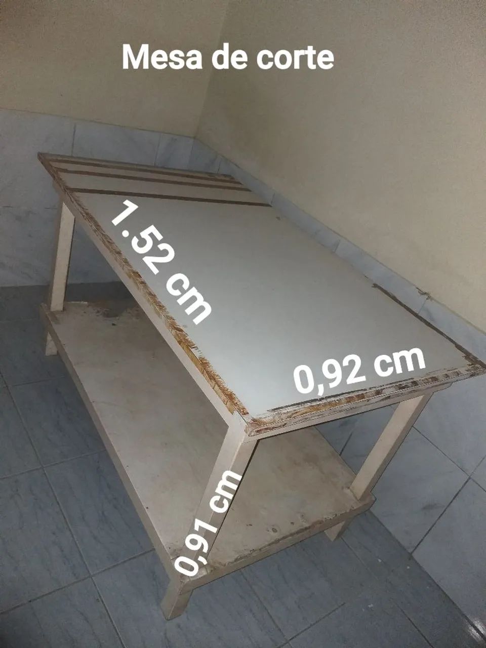 Vendo exelente mesa de corte 