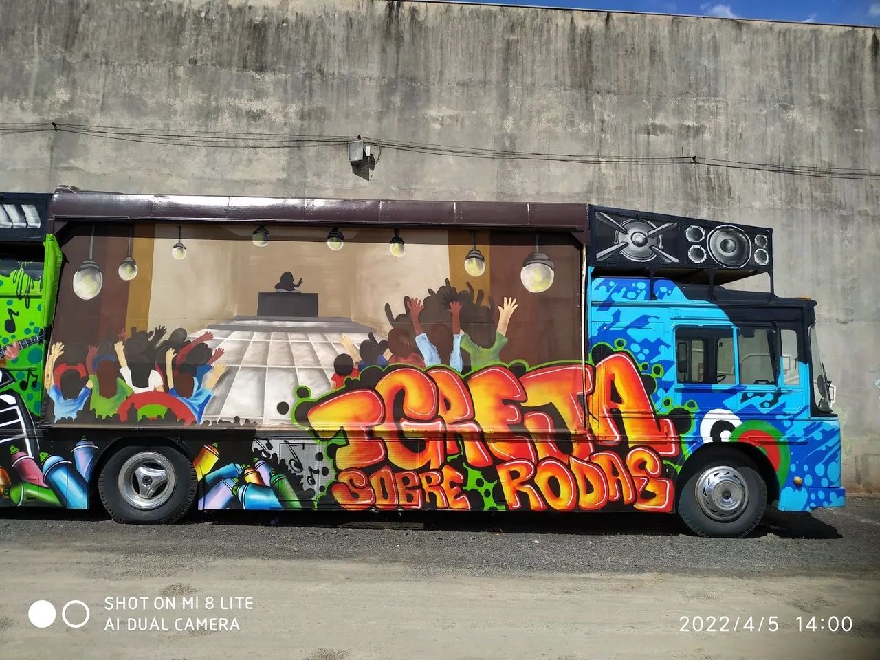 Ônibus para cruzadas evangelisticas