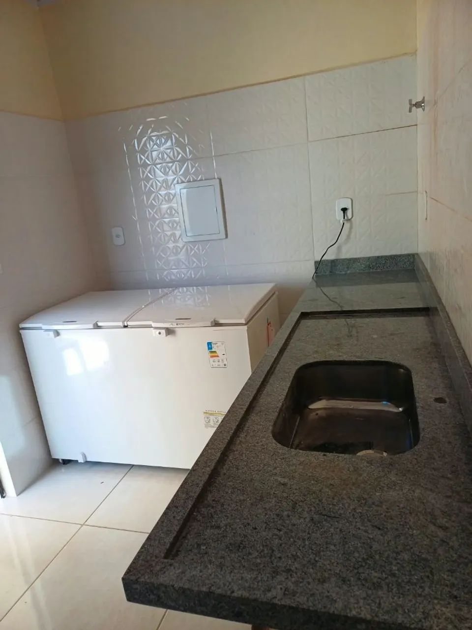 Aluga-se prédio comercial no Bonsucesso  - Foto 4