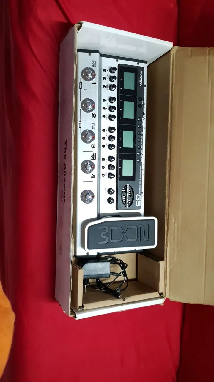 Pedaleira Zoom G5 Valvulada - Instrumentos musicais - Santo