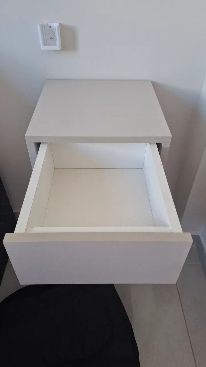 Mesa de Cabeceira - Foto 2