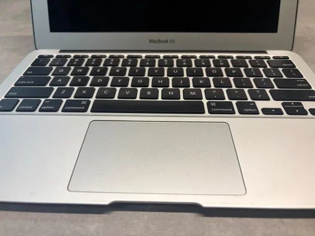 Macbook Air 11`` 2015 com sistema atualizado 2025 - Notebooks