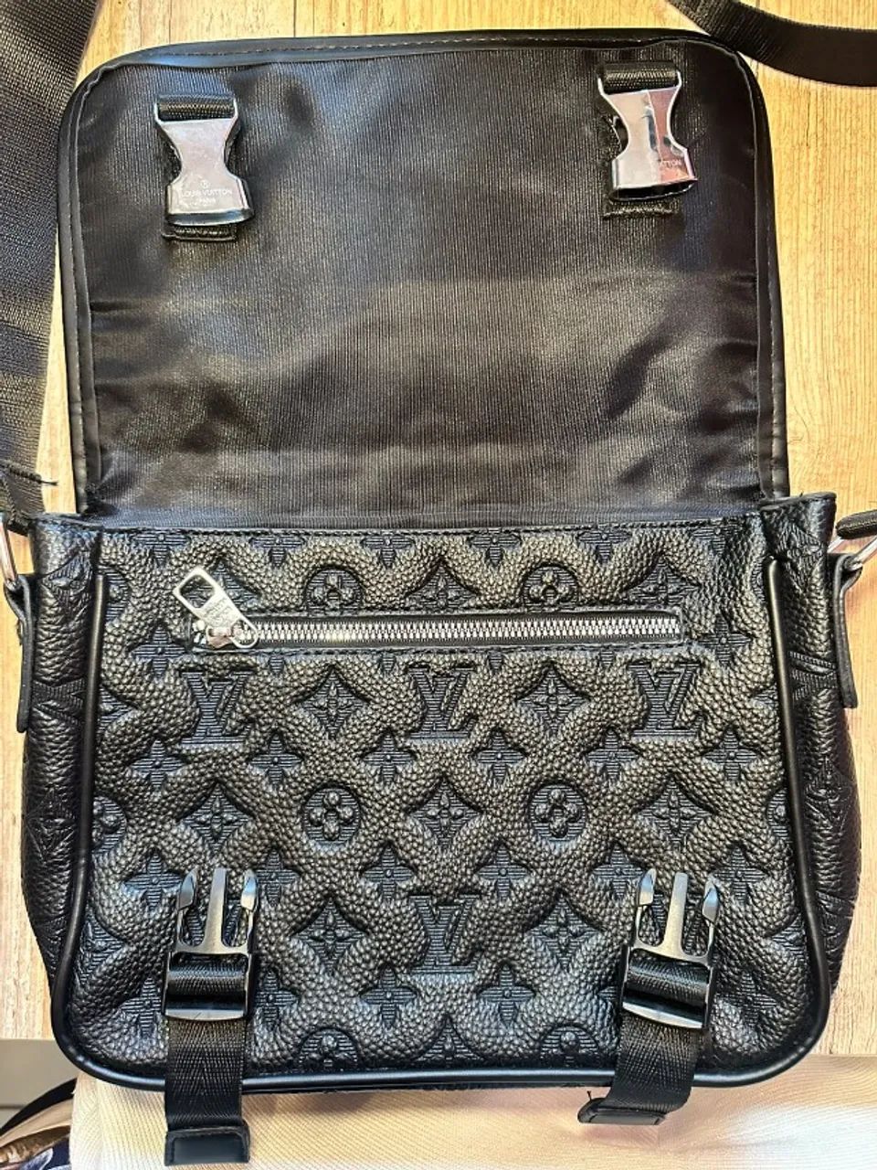 Bolsa Louis Vuitton  - Foto 4