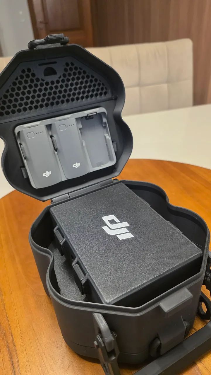DJI Neo 2 Fly More Combo + 3 Baterias + Controle + Case - Impecável - Foto 3