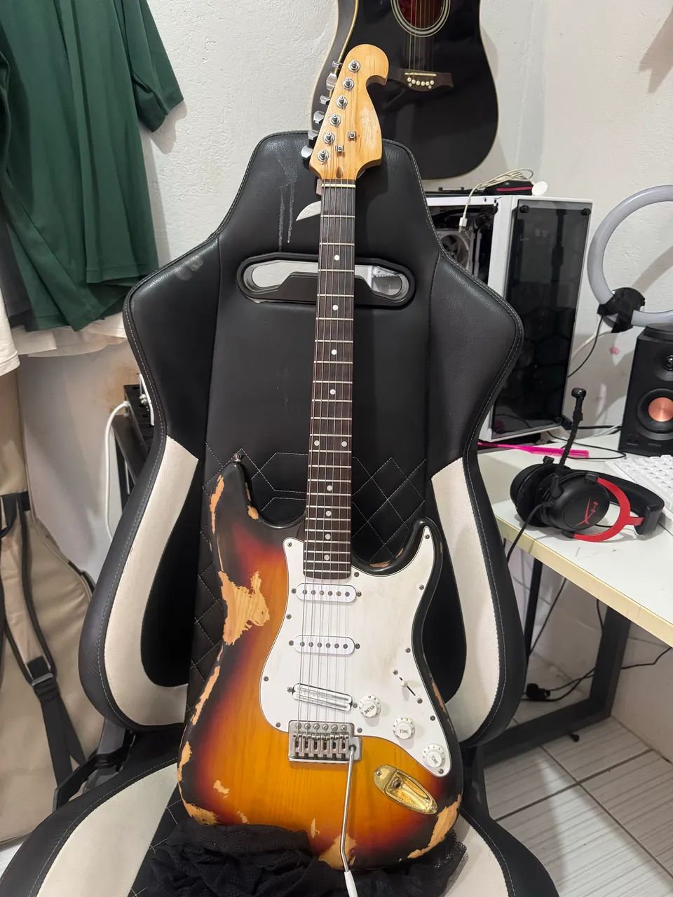 GUITARRA STRATO UPGRADES