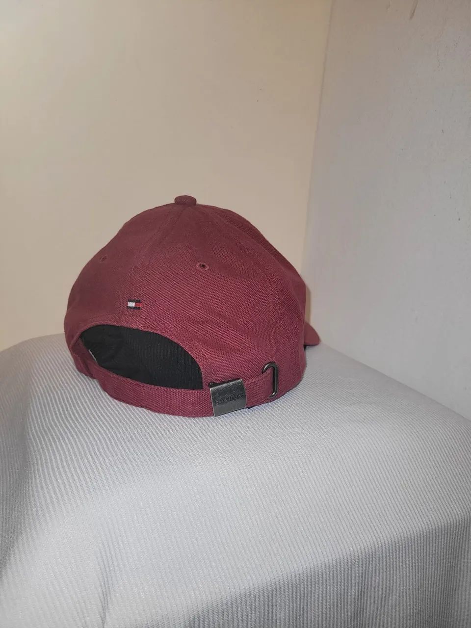 Boné Tommy Hilfiger Original Vermelho/Marsala Ajustável - Foto 3