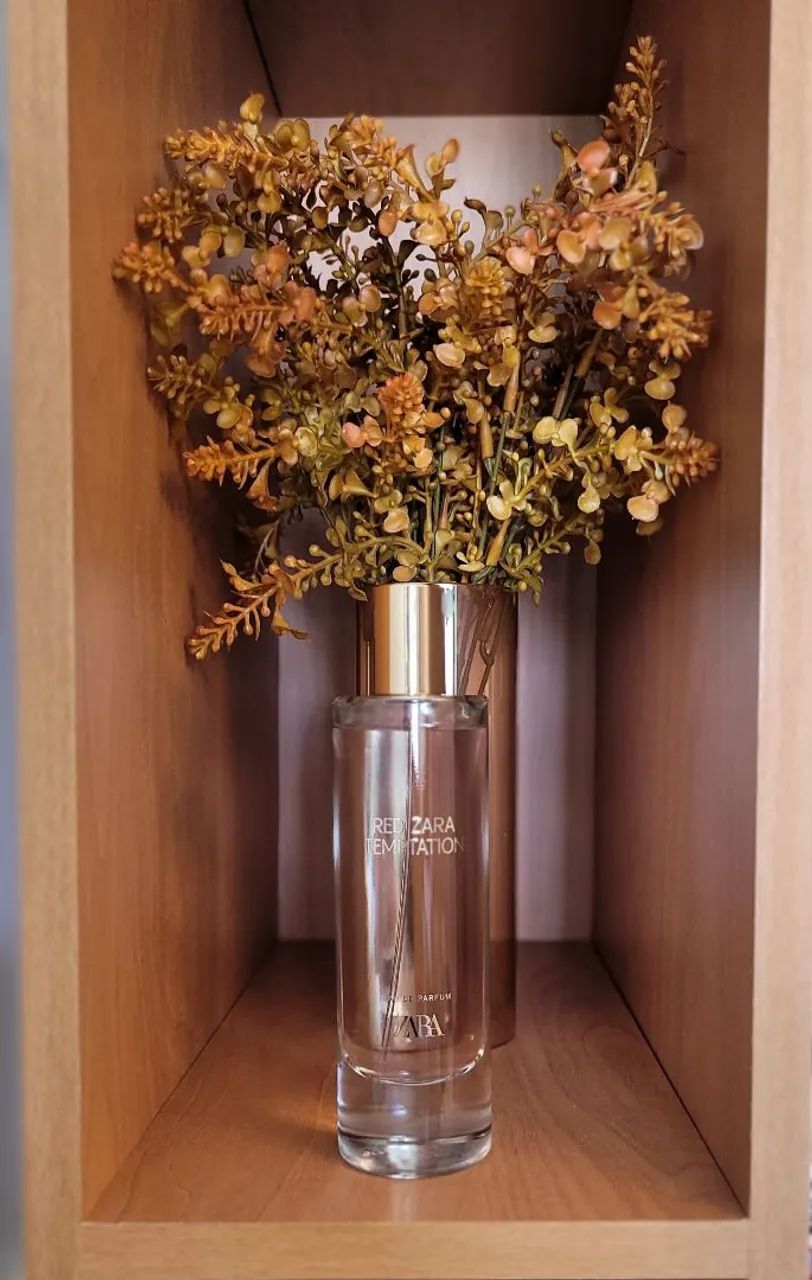 Perfume Red TEMPTATION ZARA 80 ml - Foto 2