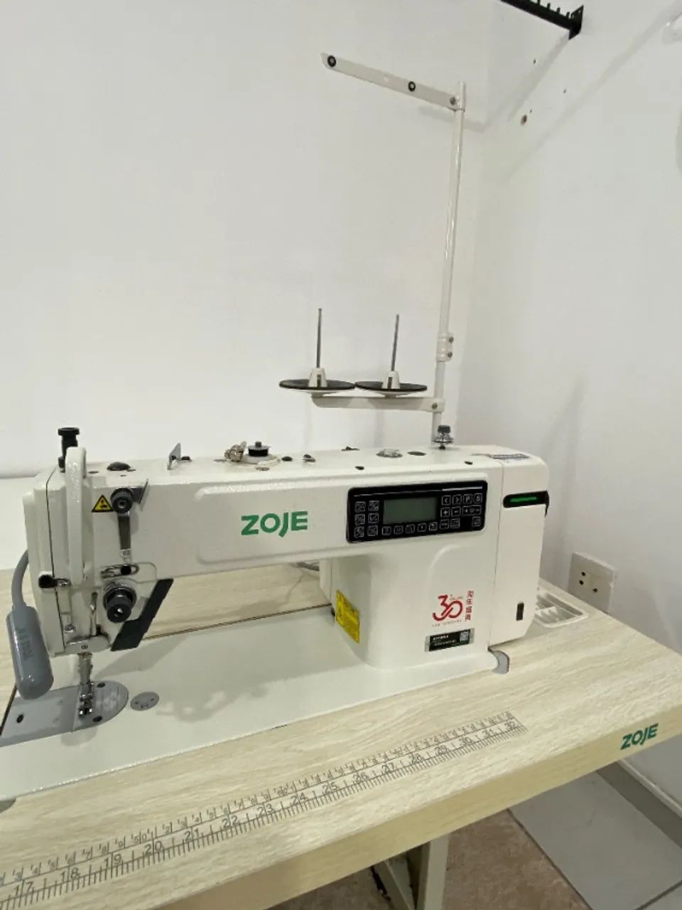 Maquina de costura reta zoje - Foto 2