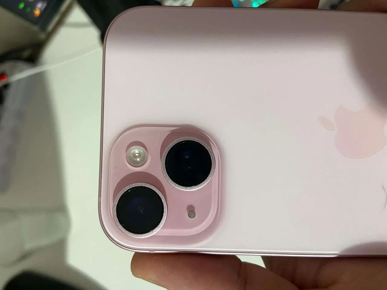 iPhone 15 rosa  - Foto 4
