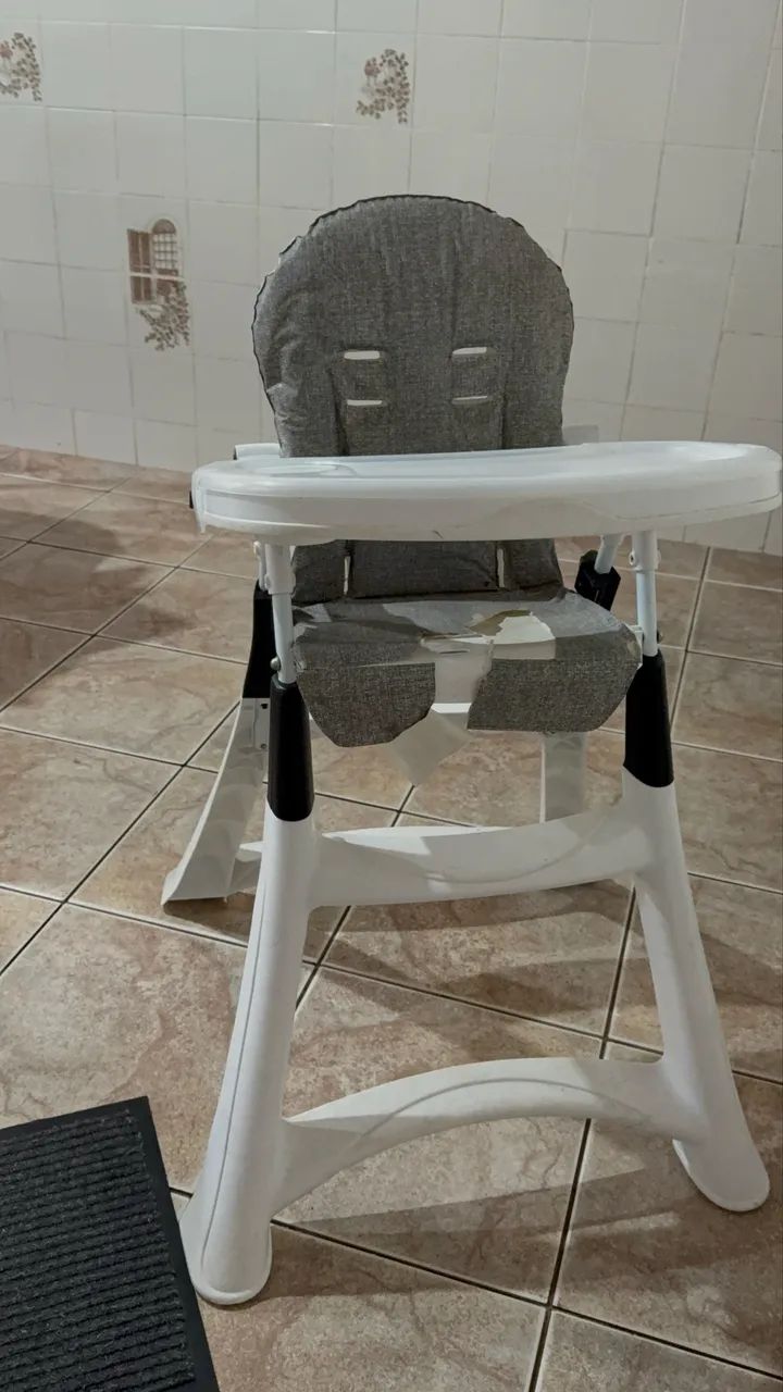 Cadeira de alimentação infantil  - Foto 4