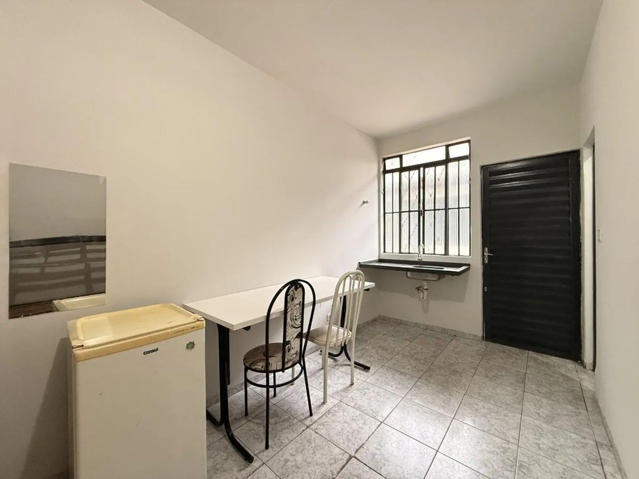 Apartamento para alugar em Maringá, Zona 07, com 1 quarto, com 18 m², Pousada Miyamoto - Foto 3