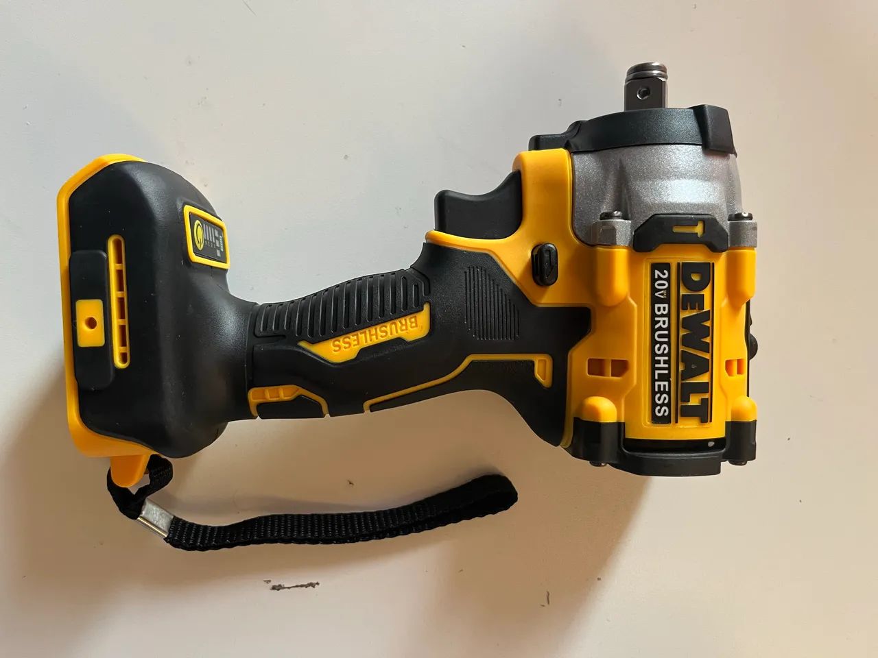 Chave de impacto dewalt