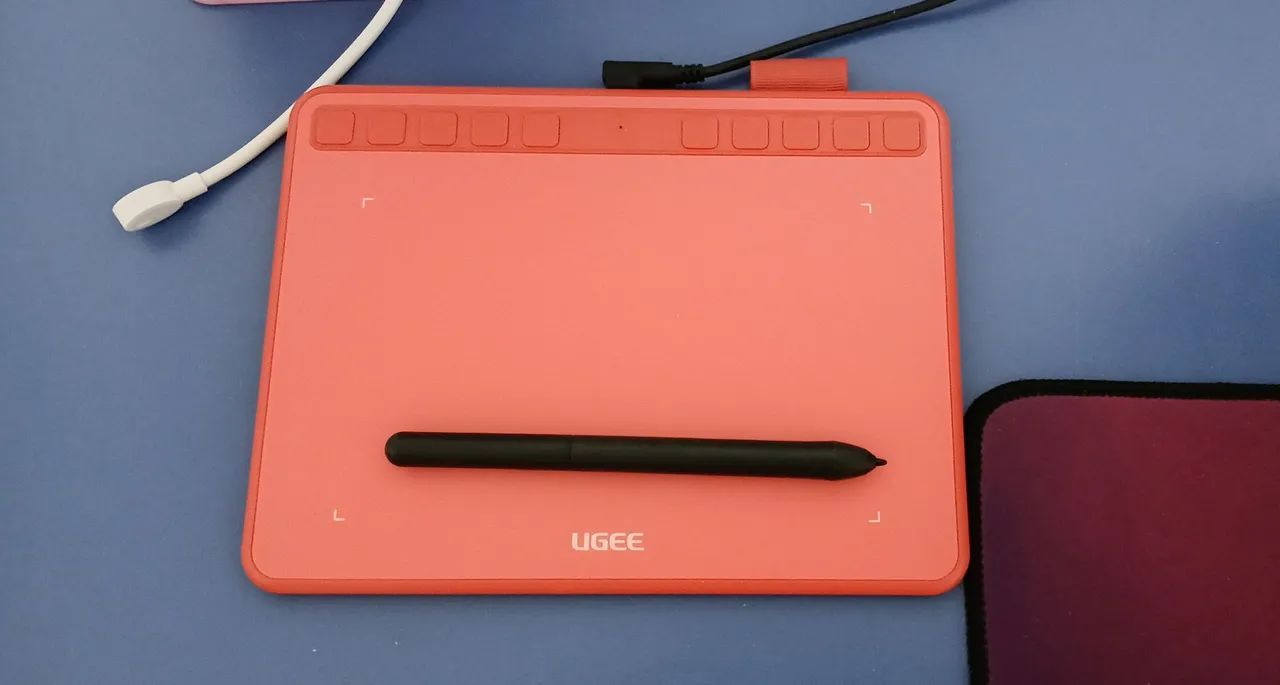 Ugee s640 Mesa Digitalizadora 
