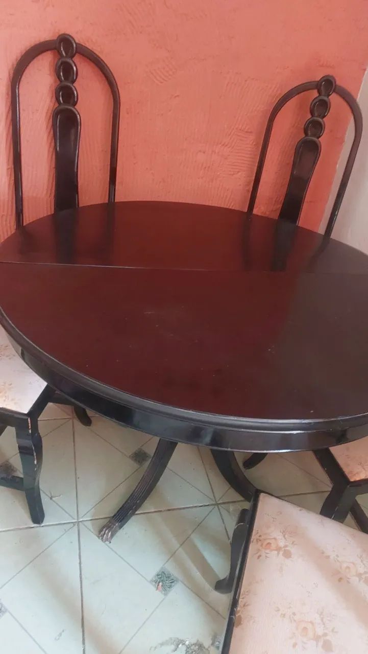 Mesa com 6 cadeiras  - Foto 4