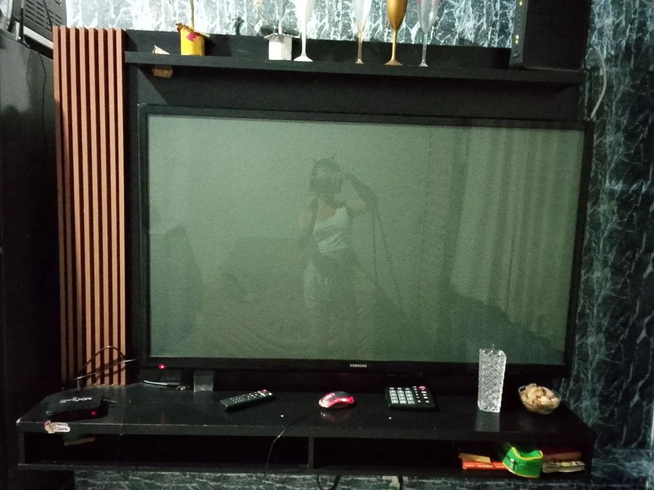 Tv 55 polegadas (não é smart) motivo de viajem 800$