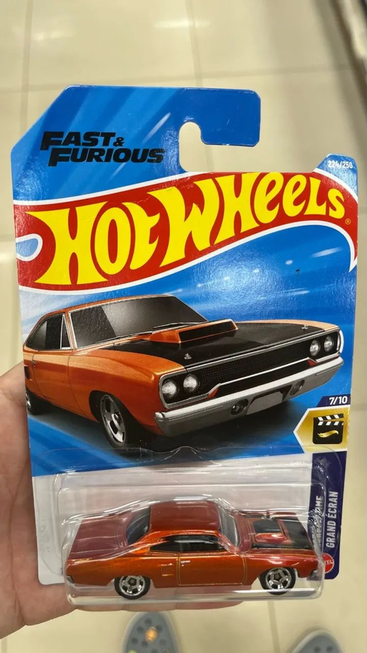 Carrinho Hotwheels Velozes e Furiosos  