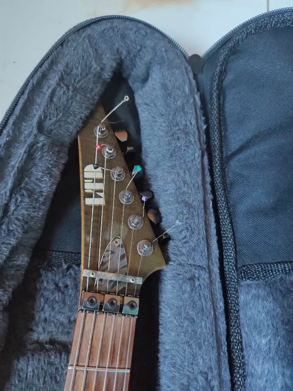 LTD m-100FM com Hardcase - Guitarra Zerada! - Foto 4