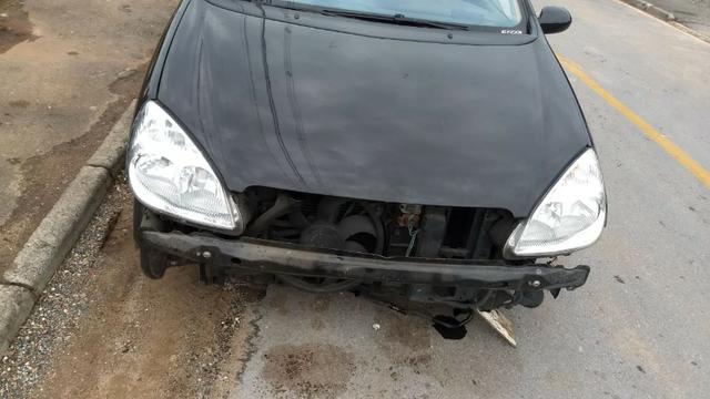 Citroen C5 2.0 16v 2001 a 2007 Sucata Em Peças e Acessorios - Foto 5