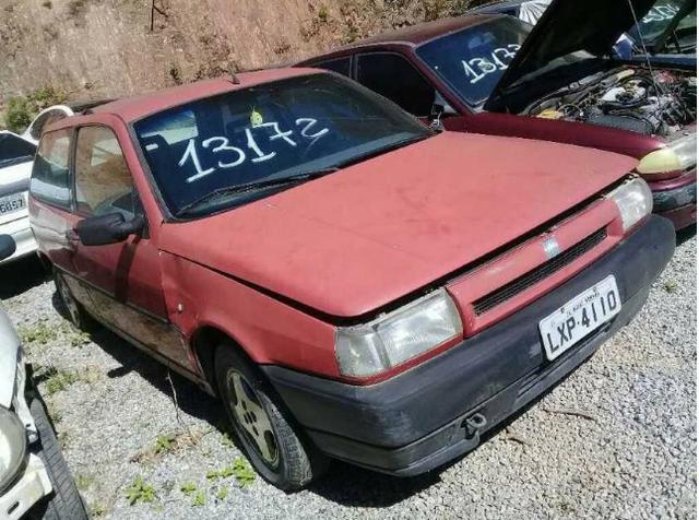 Fiat Tipo 1.6 2 e 4 Portas 1994 e 1995 Sucata Em Peças e Acessorios - Foto 2