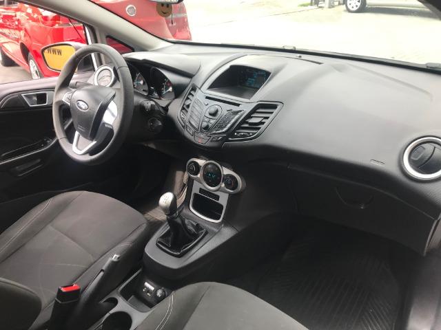 Ford Fiesta Sport 1.6 - Foto 11