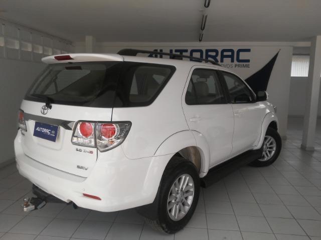 Toyota Hilux SW4 Baixo Km Extra - Foto 3