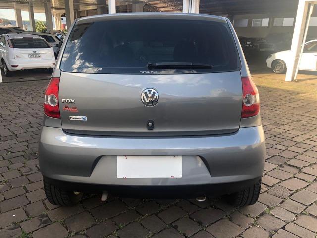 VW - Volkwagen - Fox 1.0 MI 8V Flex - Foto 7