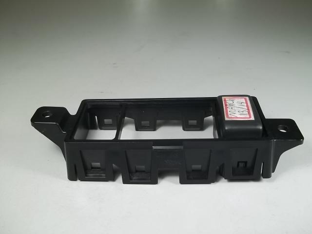 Acabamento Do Comando Do Retrovisor Nissan March - Foto 4