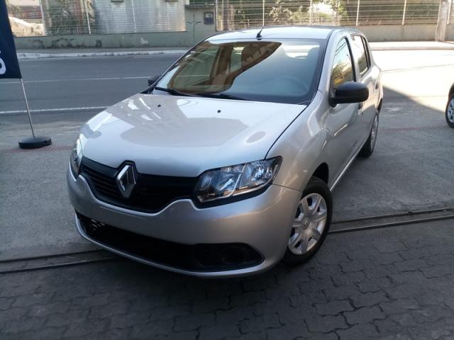 Sandero Completo 26.000km Garantia Renault! Troco Financio