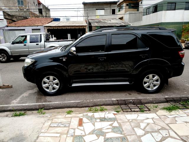 Vendo toyota hilux sw4 2011/ 2011