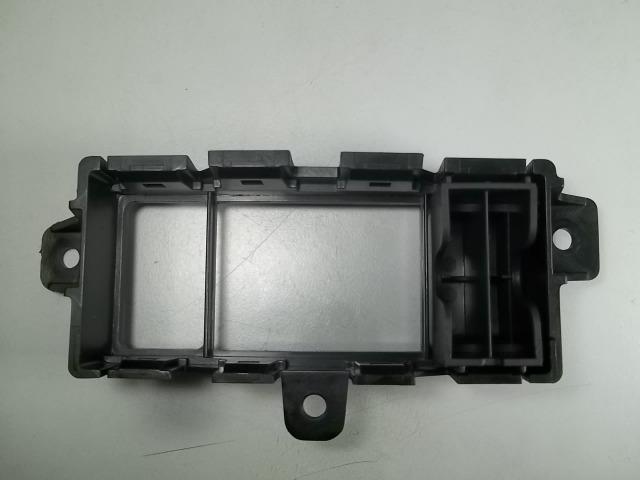 Acabamento Do Comando Do Retrovisor Nissan March - Foto 5