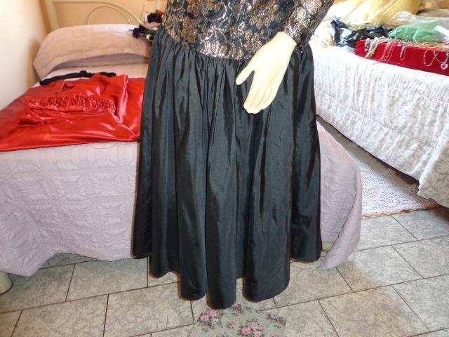 Vestido de Festa Preto e Dourado - Foto 5
