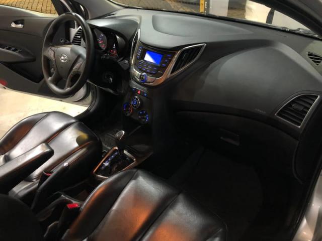 AUTOMATICO - HYUNDAI HB20 COMFORT PLUS 1.6 FLEX 16V AUT. - Foto 11