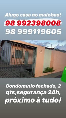 Alugo casa em condomínio