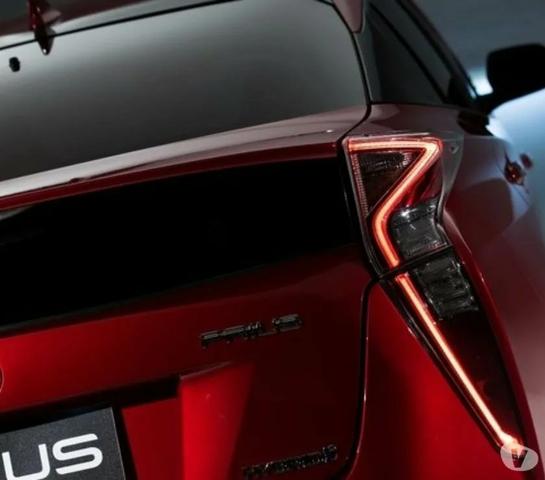 Toyota Prius 1.8 VVT-I High Hibrido 2017 - Foto 6
