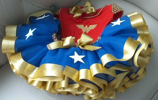 saia tule mulher maravilha