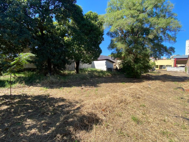 Terreno Centro de Bauru aceita financiamento e troca - Foto 4