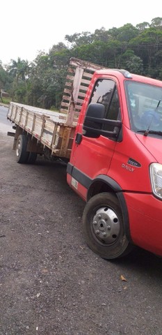 IVECO DAILLY MODELO 70C17 BR ANO 2012/13 BR -
