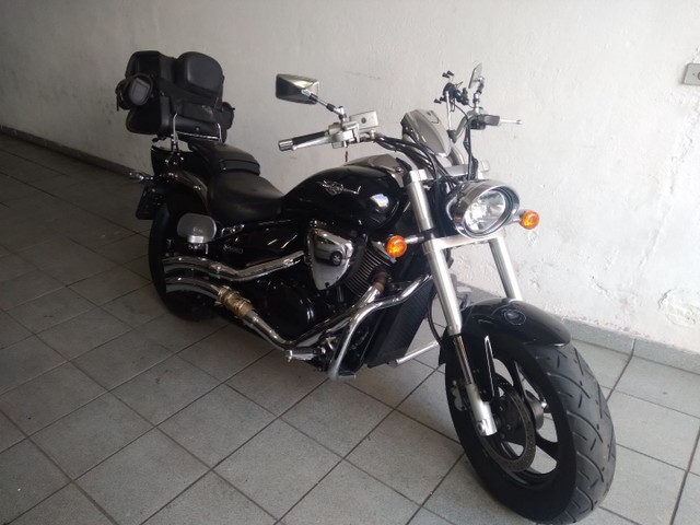 SUZUKI BOULEVARD M800 2011