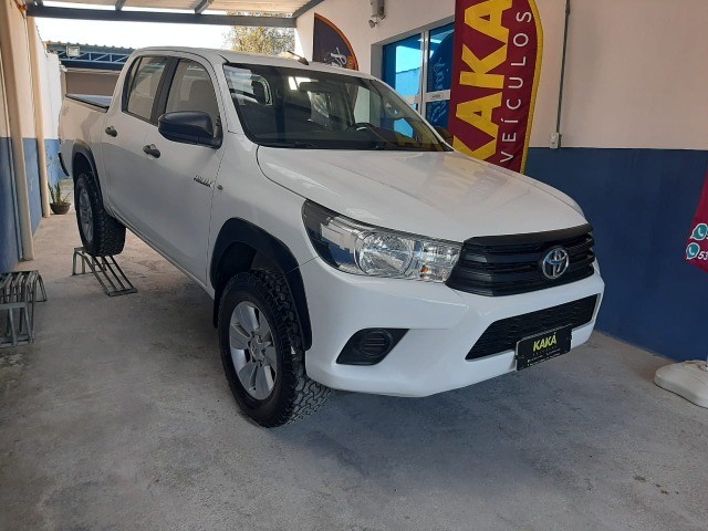TOYOTA HILUX 2018 4X4 STD